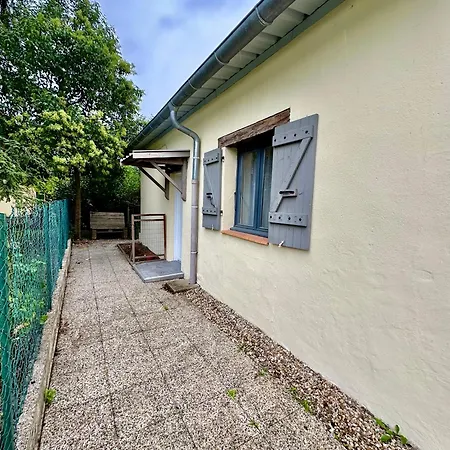 Superbe Appartement Au Calme En Coeur De Village Saint-Sulpice  Exterior foto